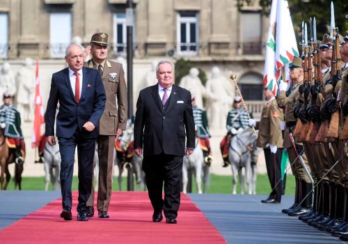 A Szuverén Máltai Lovagrend hercegét és nagymesterét fogadta az államfő a Sándor-palotában