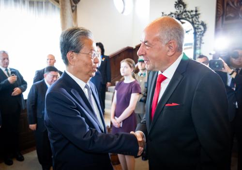 Sulyok Tamás fogadta a kínai házelnököt